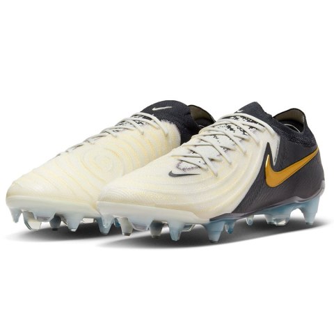 Buty Nike Phantom GX II Elite SG FJ2586-100 Buty Nike Phantom GX II Elite SG FJ2586-100